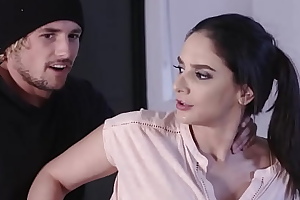 Cougar floozy get facialized