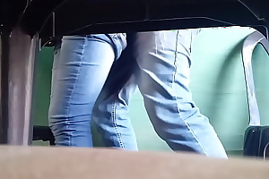 Comendo a secretária casada na hora do almoço