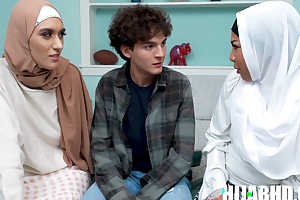 Erasing Someone's skin Evidence Chris Ba - Malina Melendez And Aubry Babcock