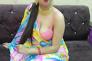 Desi Indian Saara bhabhi ne devar ko Diya tricky experience saree khol ke uska khada lund dalwaya aapni gaand diye uncompromised maze