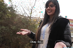 Public Agent Happy Pakistani woman fucks a stranger in mankind toilets