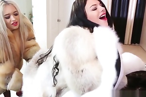 Lesbian Yon Fur Coat Masturbate