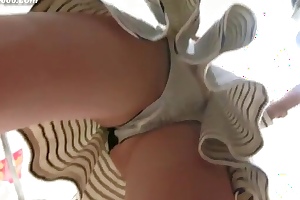 peeping chinese amateur upskirt.46