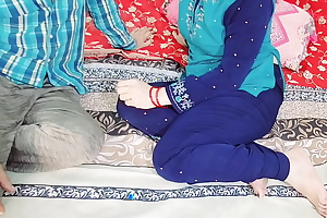 Desi Hot Couple Anal Fucking in Bedroom, Husband Enjoyed Rough Anal Dealings With Sexy Hindi Audio, indian Spliced Doggystyle Anal Fuck