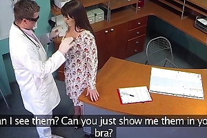 FakeHospital Doctors meat markswoman eases curvy patients around pain