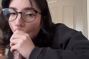 Cute nerdy white girl sucks a guy’s cock with an increment of gets rewarded with cumshots on her back with an increment of a creamy creampie, dripping with raw desire with an increment of intense pleasure