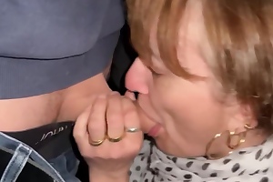 A Slattern Gives Me A Blowjob Within reach The Door Of Her Car And Swallows My Cum