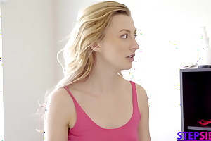 Defiant Horny Stepsis Alexa Grace & Stepbro  Caught Shafting instead of Cleaning - S7:E8