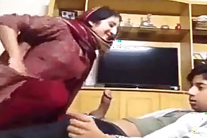 Aunty And Pretend descendant Have Sex