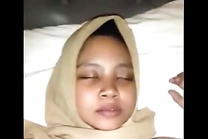 Indonesian cewek jilbab dientot accoutrement 1 480p